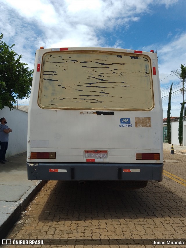 Ônibus Particulares 92-112 na cidade de Inhumas, Goiás, Brasil, por Jonas Miranda. ID da foto: 11889406.