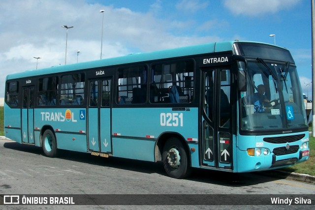 Transol Transportes Coletivos 0251 na cidade de Florianópolis, Santa Catarina, Brasil, por Windy Silva. ID da foto: 11894811.