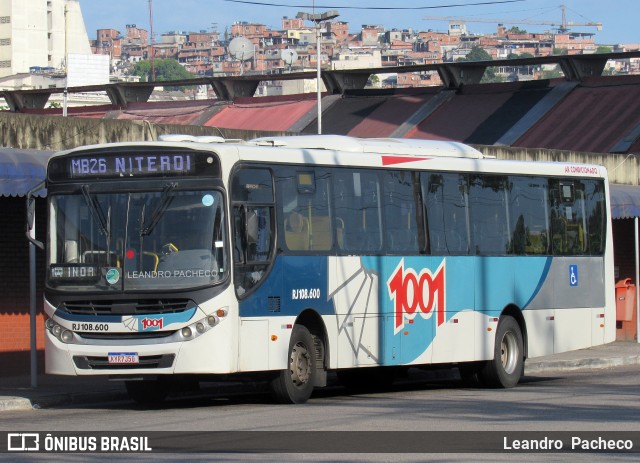 Auto Viação 1001 RJ 108.600 na cidade de Niterói, Rio de Janeiro, Brasil, por Leandro  Pacheco. ID da foto: 11896124.