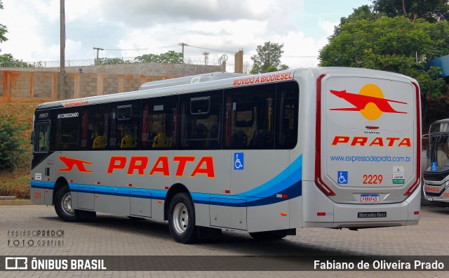 Expresso de Prata 2229 na cidade de Bauru, São Paulo, Brasil, por Fabiano de Oliveira Prado. ID da foto: 11898359.
