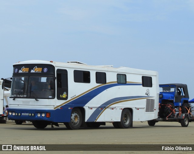 Ônibus Particulares 3875 na cidade de Rio Grande, Rio Grande do Sul, Brasil, por Fábio Oliveira. ID da foto: 11898628.