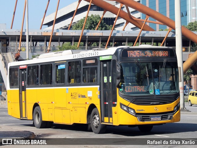 Real Auto Ônibus A41281 na cidade de Rio de Janeiro, Rio de Janeiro, Brasil, por Rafael da Silva Xarão. ID da foto: 11897746.