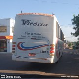 Expresso Vitória de Transportes 13011 na cidade de São Jerônimo, Rio Grande do Sul, Brasil, por Joao Victor da costa. ID da foto: :id.