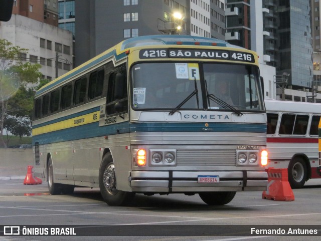 Ônibus Particulares 4216 na cidade de Barueri, São Paulo, Brasil, por Fernando Antunes. ID da foto: 11909293.
