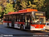 Buses Vule 2038 na cidade de Santiago, Santiago, Metropolitana de Santiago, Chile, por Benjamín Tomás Lazo Acuña. ID da foto: :id.