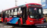J.C. Bus 929 na cidade de San Miguel, Lima, Lima Metropolitana, Peru, por Alonso Ugaz Yabar. ID da foto: :id.