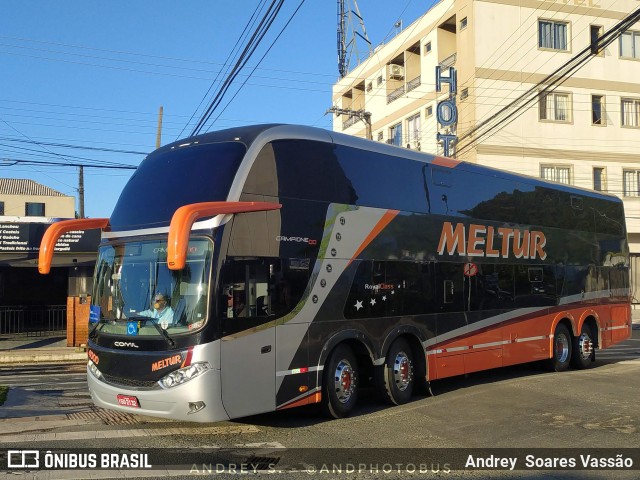 Meltur - Meleiro Turismo 4000 na cidade de Balneário Camboriú, Santa Catarina, Brasil, por Andrey  Soares Vassão. ID da foto: 11852372.