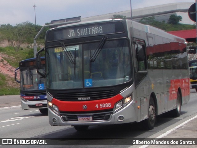 Allibus Transportes 4 5088 na cidade de São Paulo, São Paulo, Brasil, por Gilberto Mendes dos Santos. ID da foto: 11909425.