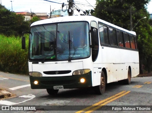 Ônibus Particulares 3006 na cidade de Três Corações, Minas Gerais, Brasil, por Fábio Mateus Tibúrcio. ID da foto: 11910618.
