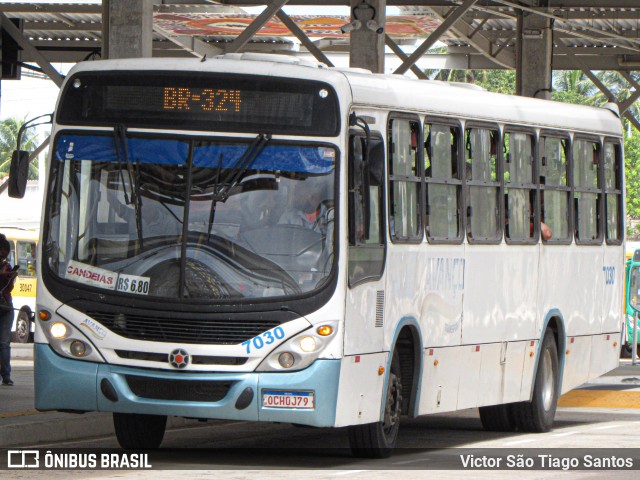 Avanço Transportes 7030 na cidade de Salvador, Bahia, Brasil, por Victor São Tiago Santos. ID da foto: 11935287.