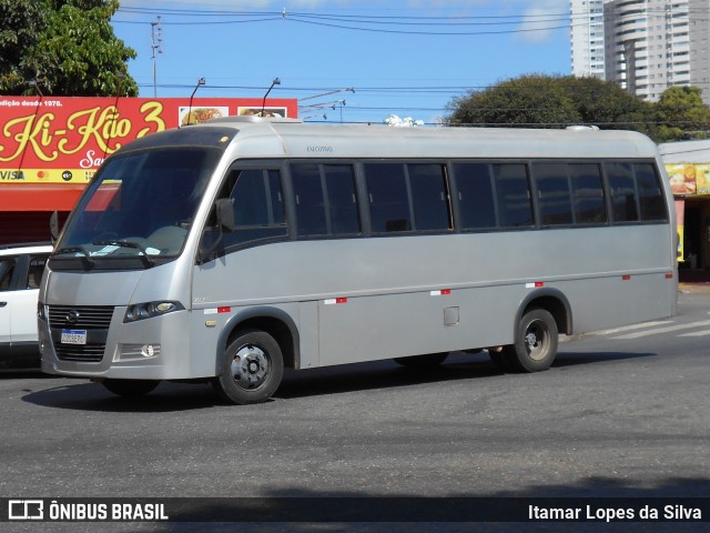 Ônibus Particulares 020 na cidade de Goiânia, Goiás, Brasil, por Itamar Lopes da Silva. ID da foto: 11934185.