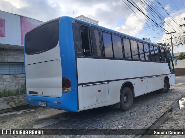 Ônibus Particulares 4520 na cidade de João Pessoa, Paraíba, Brasil, por Simão Cirineu. ID da foto: 11935902.