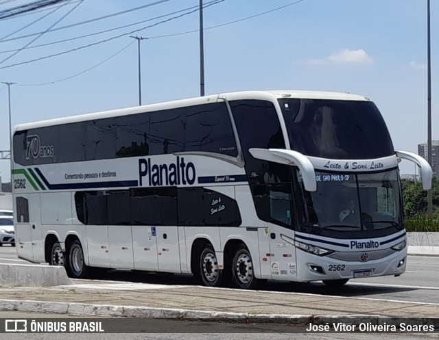 Planalto Transportes 2562 na cidade de São Paulo, São Paulo, Brasil, por José Vitor Oliveira Soares. ID da foto: 11937178.