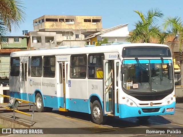Expresso Metropolitano Transportes 2810 na cidade de Simões Filho, Bahia, Brasil, por Romaryo  Paixão. ID da foto: 11940608.
