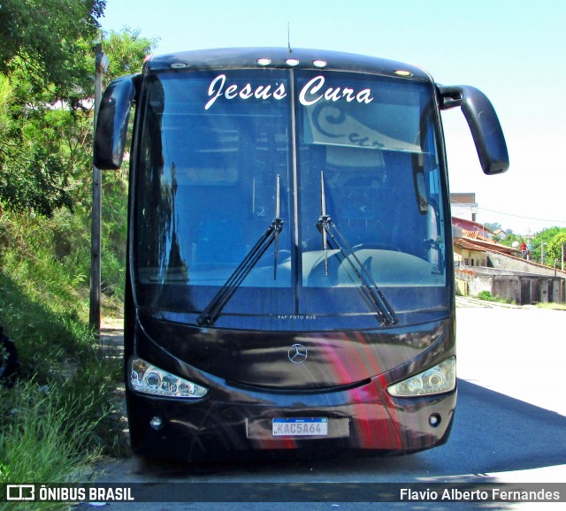 Ônibus Particulares 5064 na cidade de São Roque, São Paulo, Brasil, por Flavio Alberto Fernandes. ID da foto: 11939230.
