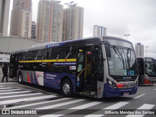 Viação Osasco 21.701 na cidade de Barueri, São Paulo, Brasil, por Gilberto Mendes dos Santos. ID da foto: 11941308.