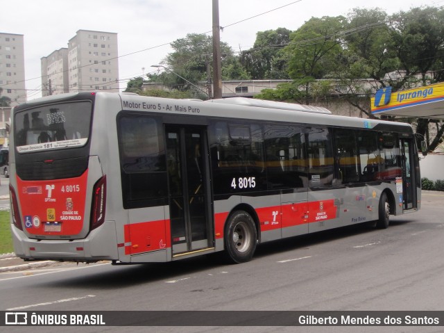 Express Transportes Urbanos Ltda 4 8015 na cidade de São Paulo, São Paulo, Brasil, por Gilberto Mendes dos Santos. ID da foto: 11943758.
