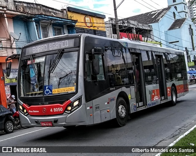 Express Transportes Urbanos Ltda 4 8050 na cidade de São Paulo, São Paulo, Brasil, por Gilberto Mendes dos Santos. ID da foto: 11943752.
