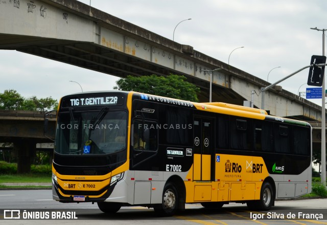City Transporte Urbano Intermodal Sorocaba E7002 na cidade de Rio de Janeiro, Rio de Janeiro, Brasil, por Igor Silva de França. ID da foto: 11944662.