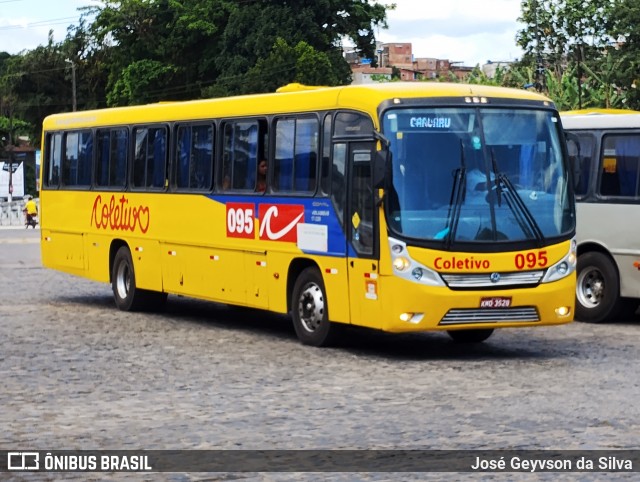 Coletivo Transportes 095 na cidade de Palmares, Pernambuco, Brasil, por José Geyvson da Silva. ID da foto: 11947670.