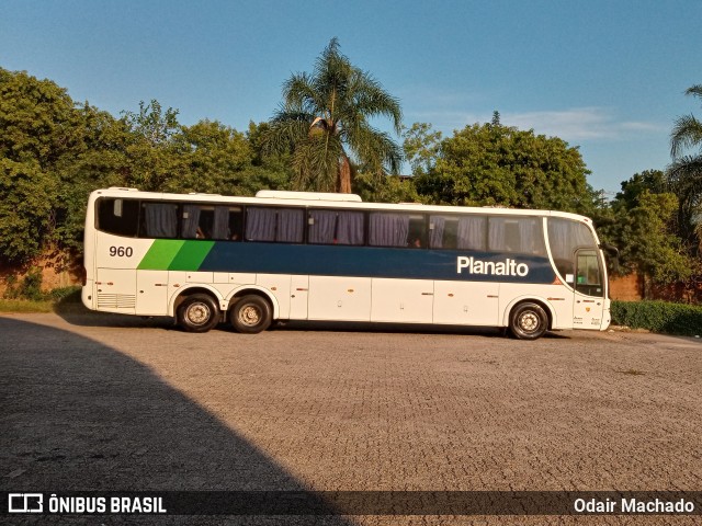 Planalto Transportes 960 na cidade de Santa Maria, Rio Grande do Sul, Brasil, por Odair Machado. ID da foto: 11946023.