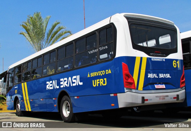 Real Brasil Turismo 61 na cidade de Rio de Janeiro, Rio de Janeiro, Brasil, por Valter Silva. ID da foto: 11946917.