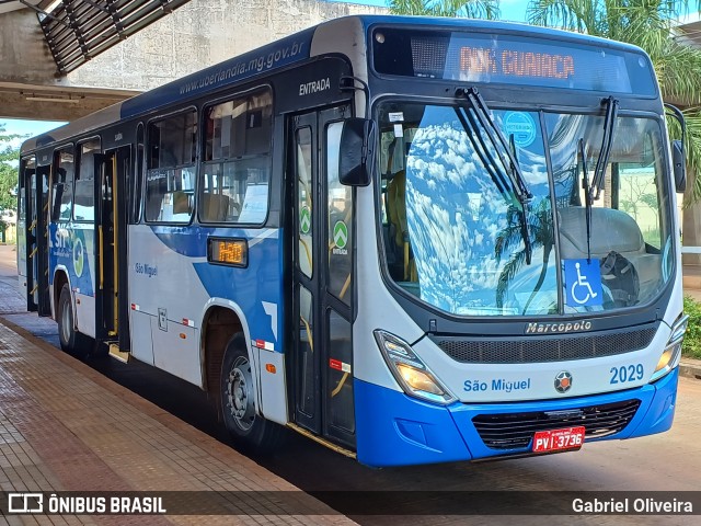 Transporte Urbano São Miguel 2029 na cidade de Uberlândia, Minas Gerais, Brasil, por Gabriel Oliveira. ID da foto: 11947051.