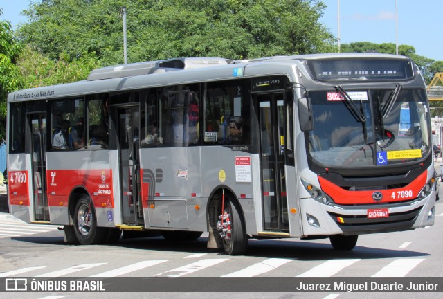 Pêssego Transportes 4 7090 na cidade de São Paulo, São Paulo, Brasil, por Juarez Miguel Duarte Junior. ID da foto: 11950005.