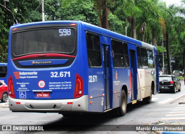 Viação Transdutra 32.671 na cidade de Guarulhos, São Paulo, Brasil, por Marcio Alves Pimentel. ID da foto: 11949804.