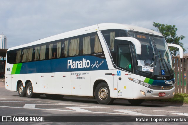 Planalto Transportes 1669 na cidade de Porto Alegre, Rio Grande do Sul, Brasil, por Rafael Lopes de Freitas. ID da foto: 11950098.