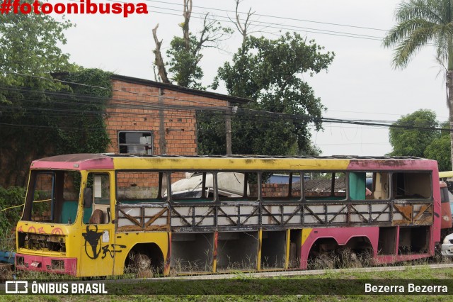 Sucata e Desmanches  na cidade de Marituba, Pará, Brasil, por Bezerra Bezerra. ID da foto: 11950793.