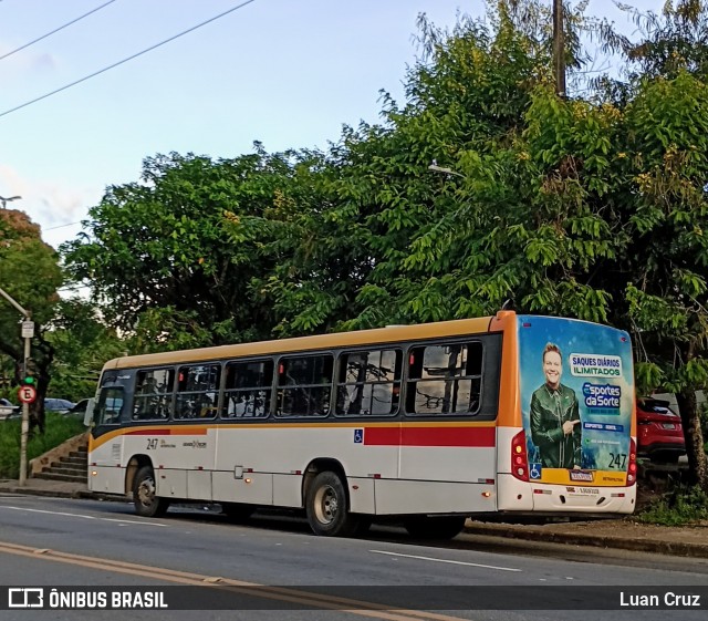 Empresa Metropolitana 247 na cidade de Recife, Pernambuco, Brasil, por Luan Cruz. ID da foto: 11951274.