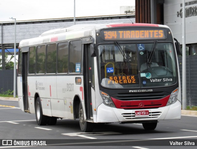 Transportes Barra D13217 na cidade de Rio de Janeiro, Rio de Janeiro, Brasil, por Valter Silva. ID da foto: 11950642.