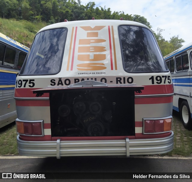 Vip Bus Comércio de Ônibus 1975 na cidade de Campinas, São Paulo, Brasil, por Helder Fernandes da Silva. ID da foto: 11950887.