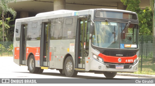 Allibus Transportes 4 5075 na cidade de São Paulo, São Paulo, Brasil, por Cle Giraldi. ID da foto: 11951666.