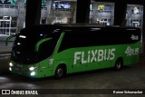 FlixBus Transporte e Tecnologia do Brasil 44011 na cidade de Curitiba, Paraná, Brasil, por Rainer Schumacher. ID da foto: :id.