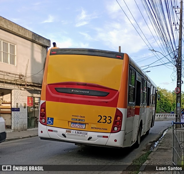 Empresa Metropolitana 233 na cidade de Jaboatão dos Guararapes, Pernambuco, Brasil, por Luan Santos. ID da foto: 11952867.