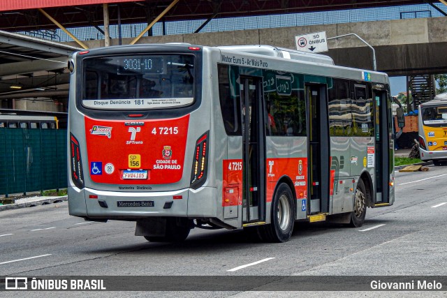 Pêssego Transportes 4 7215 na cidade de São Paulo, São Paulo, Brasil, por Giovanni Melo. ID da foto: 11952800.