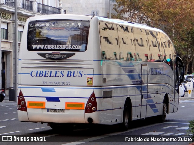 Cibeles Bus 1735GBB na cidade de Madrid, Madrid, Madrid, Espanha, por Fabricio do Nascimento Zulato. ID da foto: 11913423.