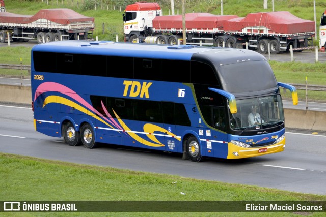 TDK – Transportes Dallabrida e Kurtz 2020 na cidade de Aparecida, São Paulo, Brasil, por Eliziar Maciel Soares. ID da foto: 11914279.