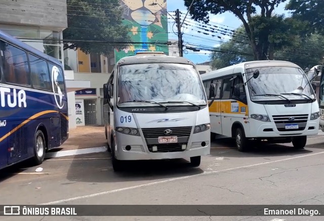 M&M Transportes 019 na cidade de Apucarana, Paraná, Brasil, por Emanoel Diego.. ID da foto: 11955482.