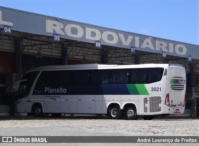 Planalto Transportes 3021 na cidade de Balneário Camboriú, Santa Catarina, Brasil, por André Lourenço de Freitas. ID da foto: 11958787.