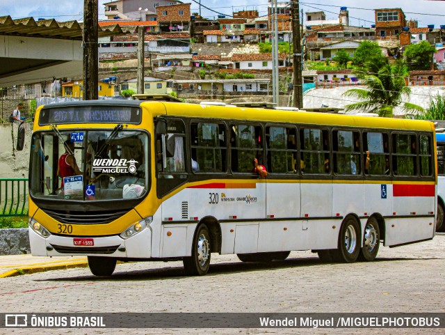 Empresa Metropolitana 320 na cidade de Recife, Pernambuco, Brasil, por Wendel Miguel /MIGUELPHOTOBUS. ID da foto: 11957726.
