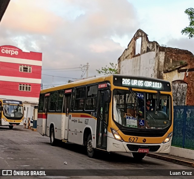 Empresa Metropolitana 627 na cidade de Jaboatão dos Guararapes, Pernambuco, Brasil, por Luan Cruz. ID da foto: 11957551.