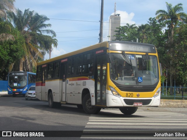 Empresa Metropolitana 820 na cidade de Recife, Pernambuco, Brasil, por Jonathan Silva. ID da foto: 11960155.