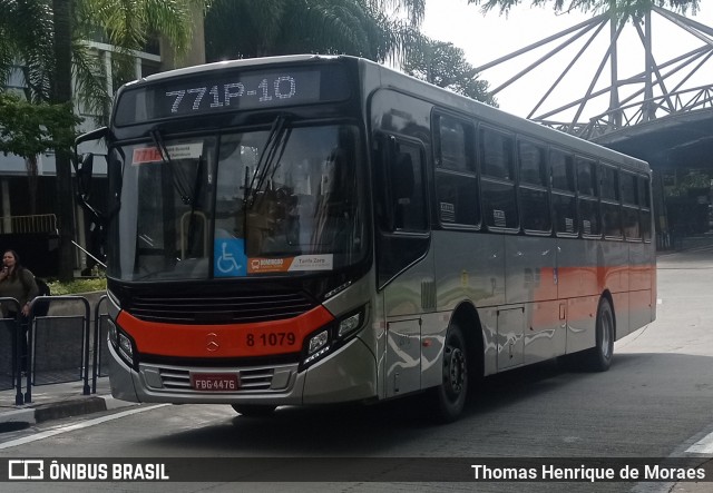 TRANSPPASS - Transporte de Passageiros 8 1079 na cidade de São Paulo, São Paulo, Brasil, por Thomas Henrique de Moraes. ID da foto: 11961591.