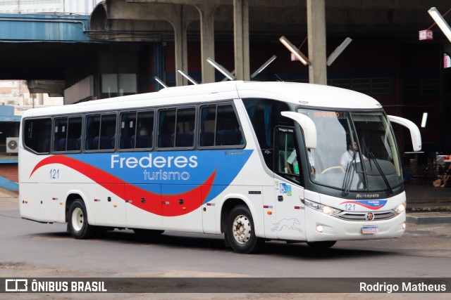 Expresso Frederes > Frederes Turismo 121 na cidade de Porto Alegre, Rio Grande do Sul, Brasil, por Rodrigo Matheus. ID da foto: 11965847.