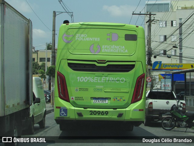 SM Transportes 20969 na cidade de Belo Horizonte, Minas Gerais, Brasil, por Douglas Célio Brandao. ID da foto: 11965682.