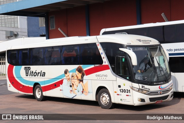 Expresso Vitória de Transportes 13031 na cidade de Porto Alegre, Rio Grande do Sul, Brasil, por Rodrigo Matheus. ID da foto: 11965306.