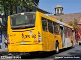 Buses Omega 6004 na cidade de Santiago, Santiago, Metropolitana de Santiago, Chile, por Benjamín Tomás Lazo Acuña. ID da foto: :id.